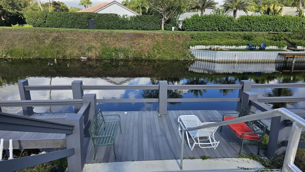 2620 SW 22nd Avenue Delray Beach FL 33445