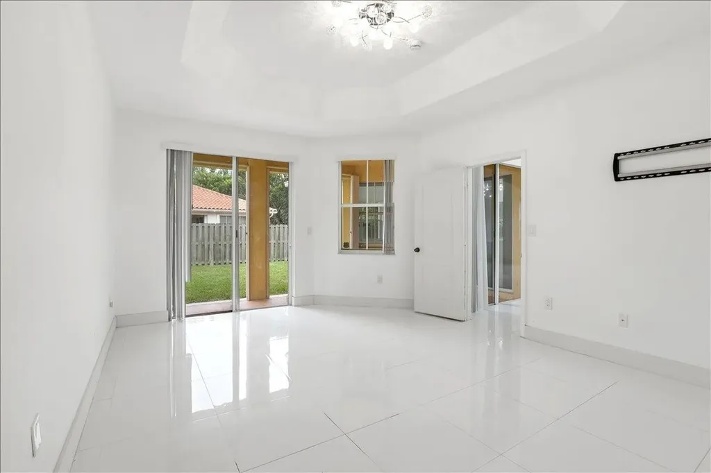 3802 SW 165th Terrace Miramar FL 33027