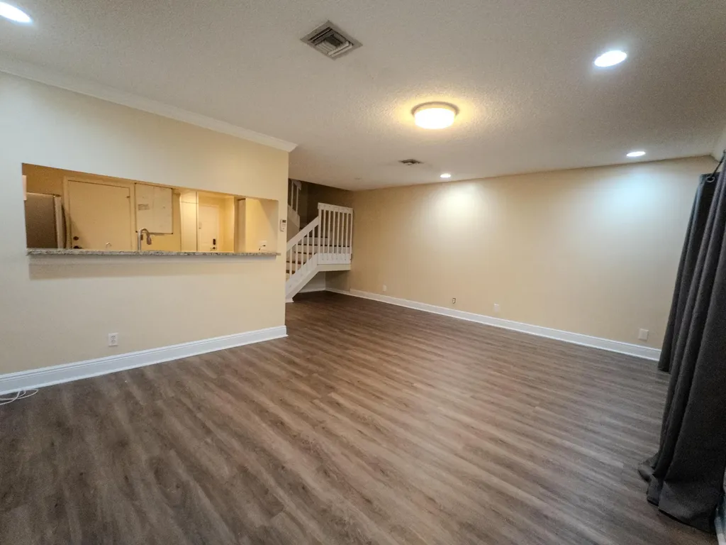 2011 E Discovery Circle Circle E Deerfield Beach FL 33442