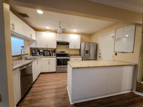 2011 E Discovery Circle Circle E Deerfield Beach FL 33442