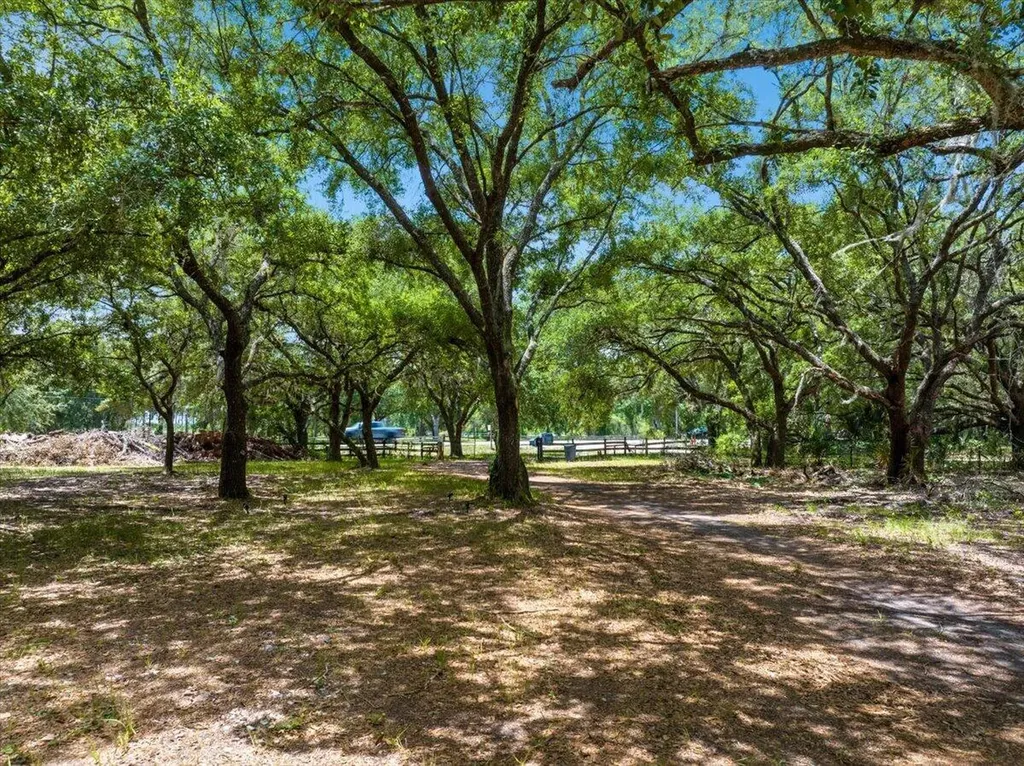 18925 Sr-60 Lake Wales FL 33898