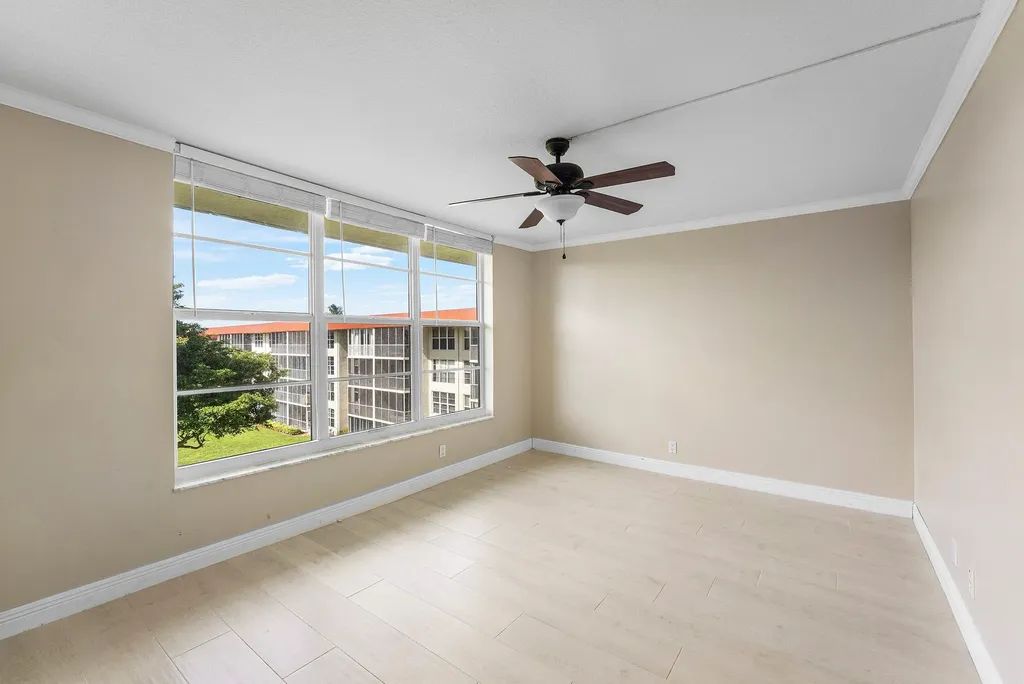 3150 NE 48th Court Lighthouse Point FL 33064
