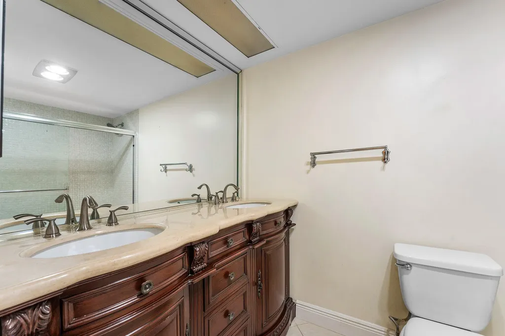 3150 NE 48th Court Lighthouse Point FL 33064