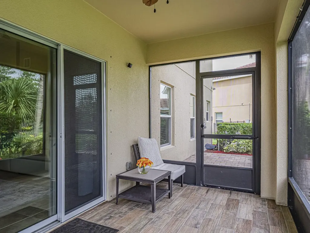 1750 SW Berkshire Circle Circle SW Vero Beach FL 32968