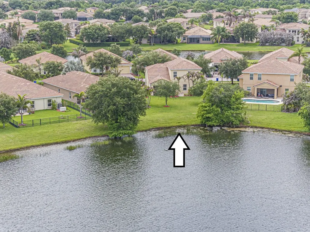 1750 SW Berkshire Circle Circle SW Vero Beach FL 32968