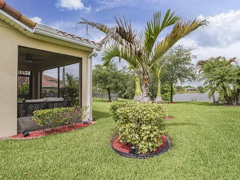 1750 SW Berkshire Circle Circle SW Vero Beach FL 32968