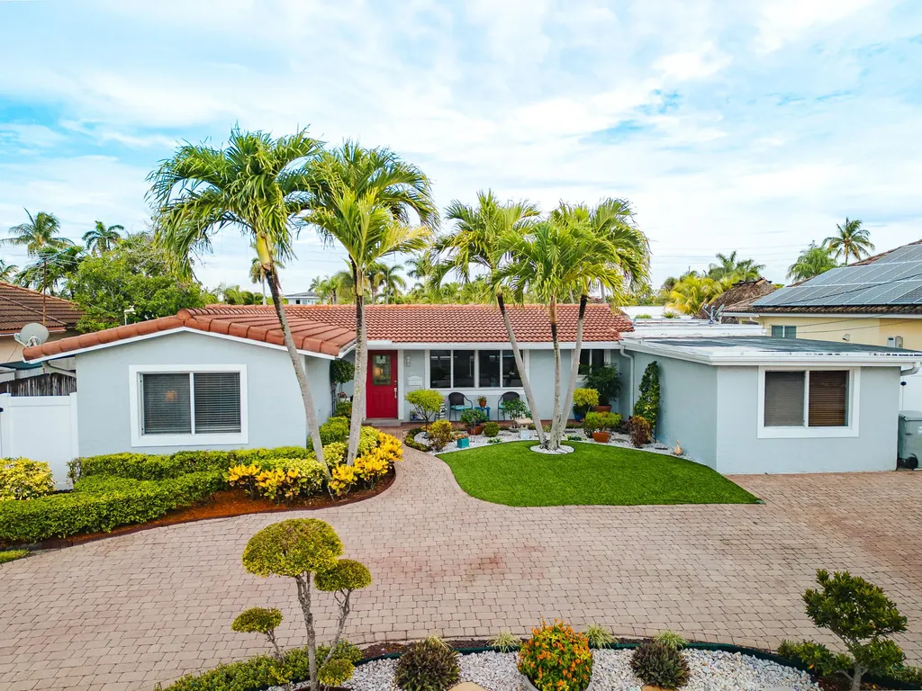 801 SE 5th Terrace Pompano Beach FL 33060