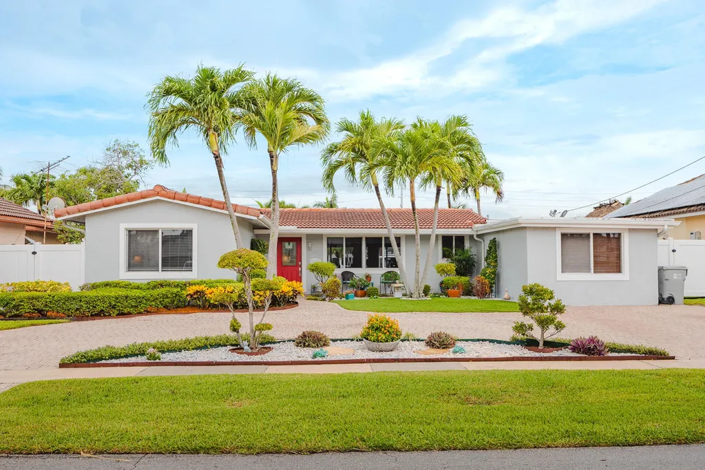 801 SE 5th Terrace Pompano Beach FL 33060