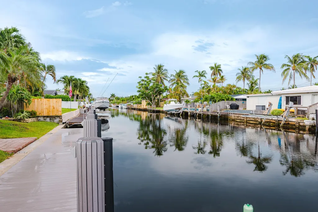 801 SE 5th Terrace Pompano Beach FL 33060
