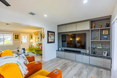 801 SE 5th Terrace Pompano Beach FL 33060