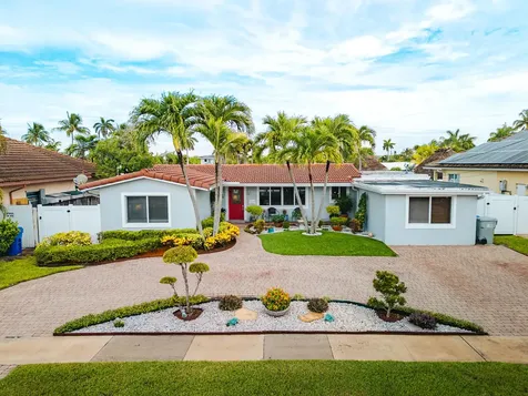801 SE 5th Terrace Pompano Beach FL 33060