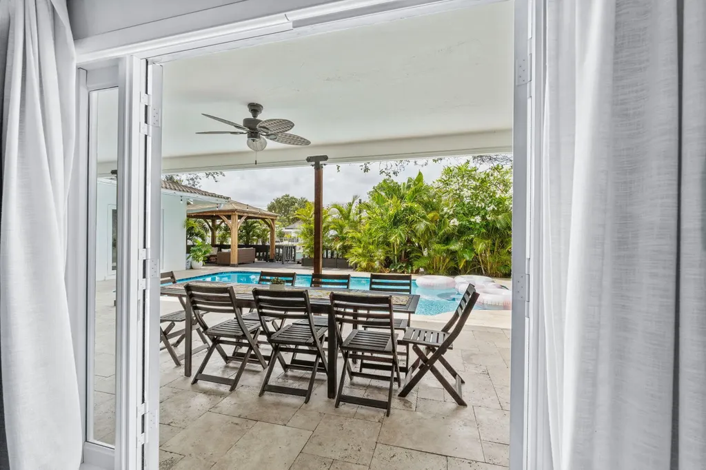 6040 SW 14th Street Plantation FL 33317
