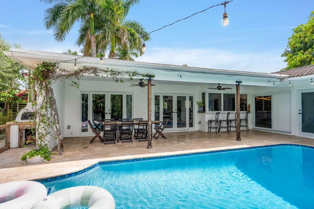 6040 SW 14th Street Plantation FL 33317