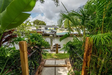 6040 SW 14th Street Plantation FL 33317