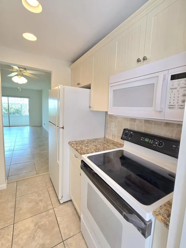 2501 W Golf Boulevard Pompano Beach FL 33064