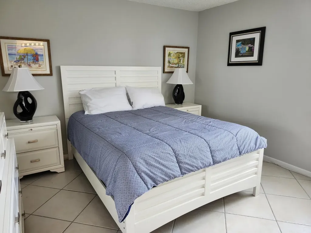 450 Egret Circle Delray Beach FL 33444