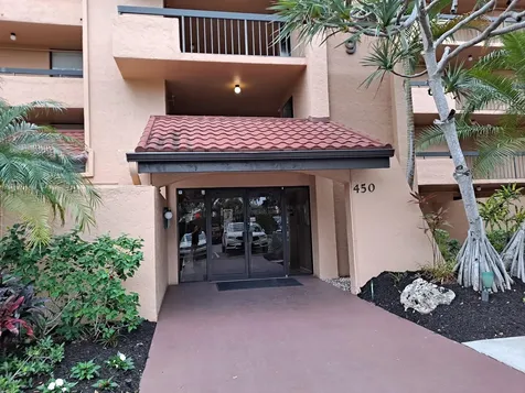 450 Egret Circle Delray Beach FL 33444