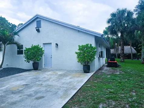 17224 90th Street N Loxahatchee FL 33470