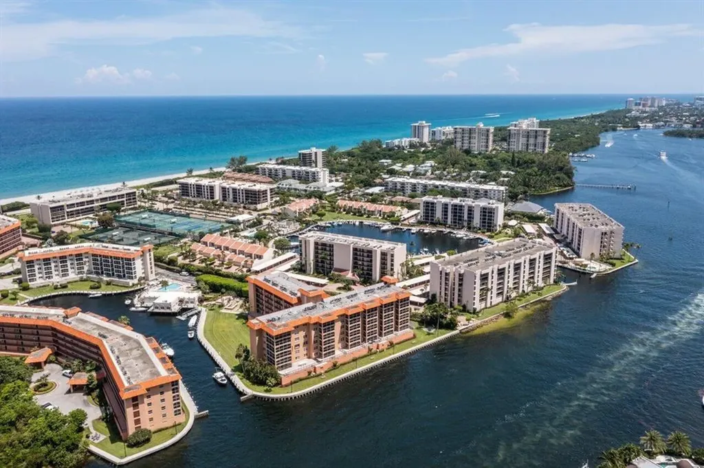 2707 N Ocean Boulevard Boca Raton FL 33431