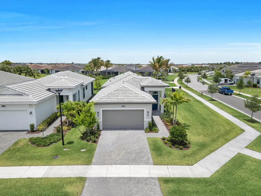 5357 Saint Armands Way Westlake FL 33470