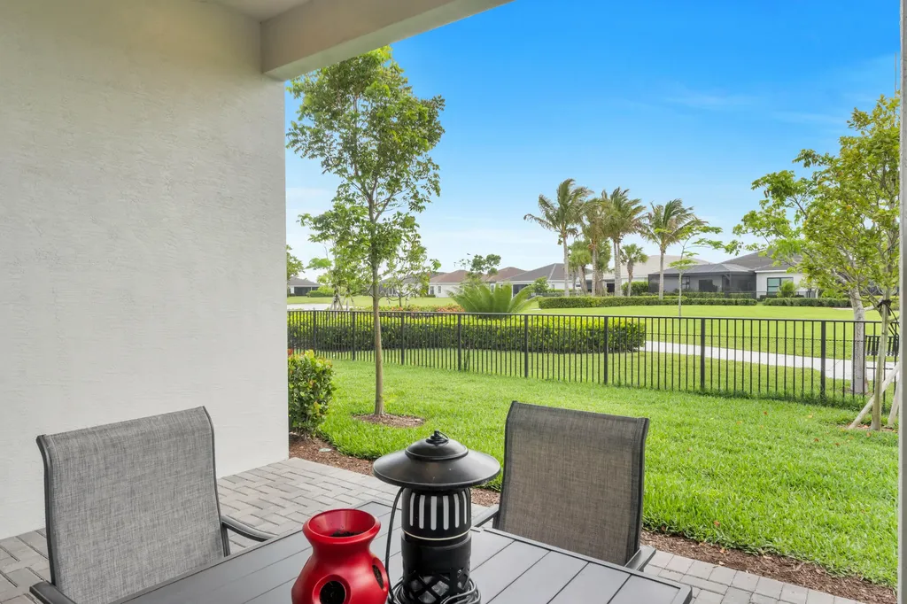 5357 Saint Armands Way Westlake FL 33470