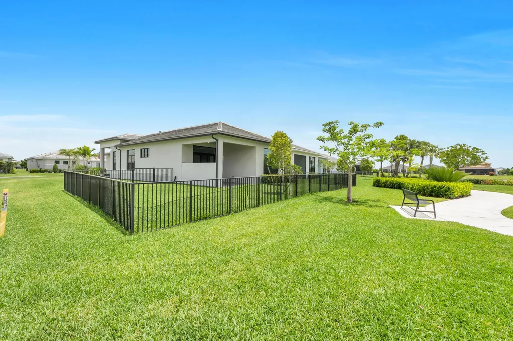 5357 Saint Armands Way Westlake FL 33470