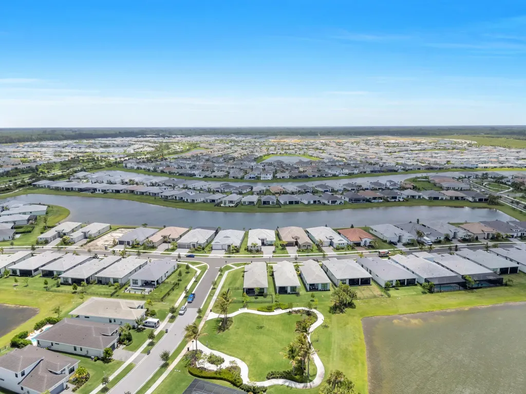 5357 Saint Armands Way Westlake FL 33470