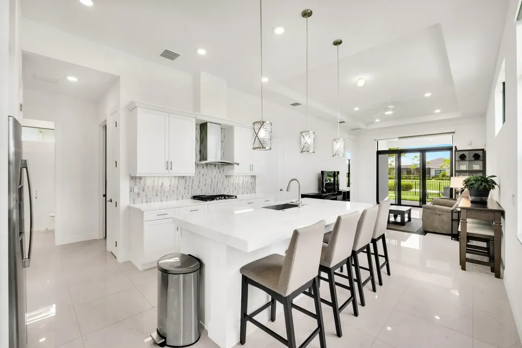 5357 Saint Armands Way Westlake FL 33470