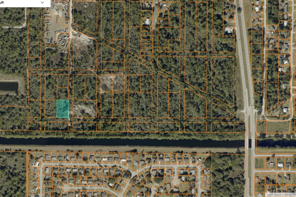 -- Shawnee Avenue Fort Pierce FL 34946