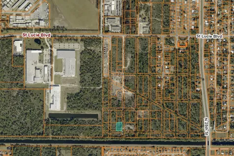 -- Shawnee Avenue Fort Pierce FL 34946