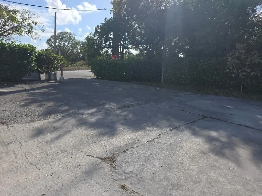 3311 N Dixie Highway Pompano Beach FL 33064