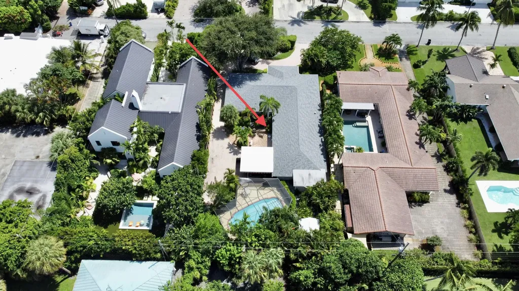 129 Alhambra Place West Palm Beach FL 33405