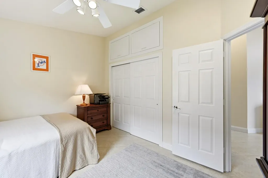 5081 Glenville Drive Boynton Beach FL 33437