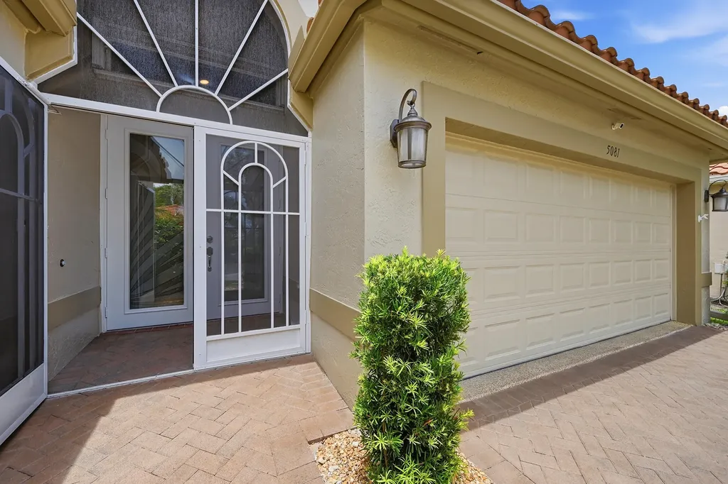 5081 Glenville Drive Boynton Beach FL 33437
