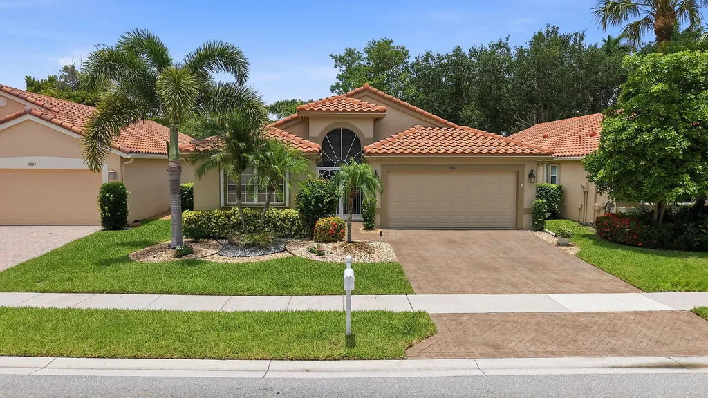 5081 Glenville Drive Boynton Beach FL 33437