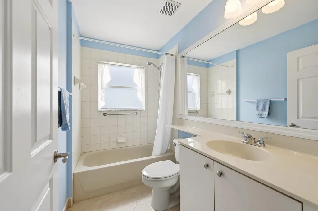 5081 Glenville Drive Boynton Beach FL 33437