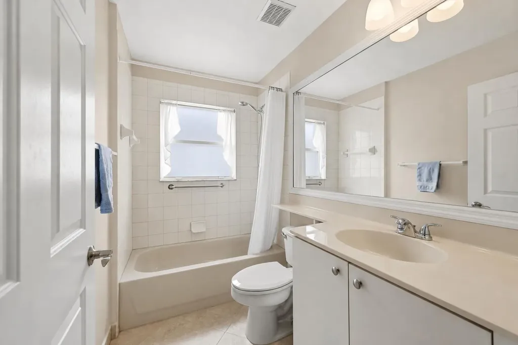 5081 Glenville Drive Boynton Beach FL 33437