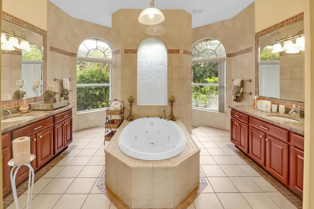 7086 Hall Boulevard The Acreage FL 33470