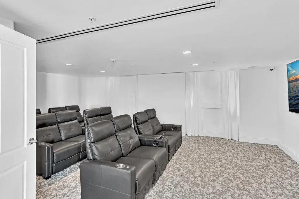 110 N Federal Highway Fort Lauderdale FL 33301
