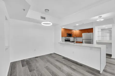 110 N Federal Highway Fort Lauderdale FL 33301