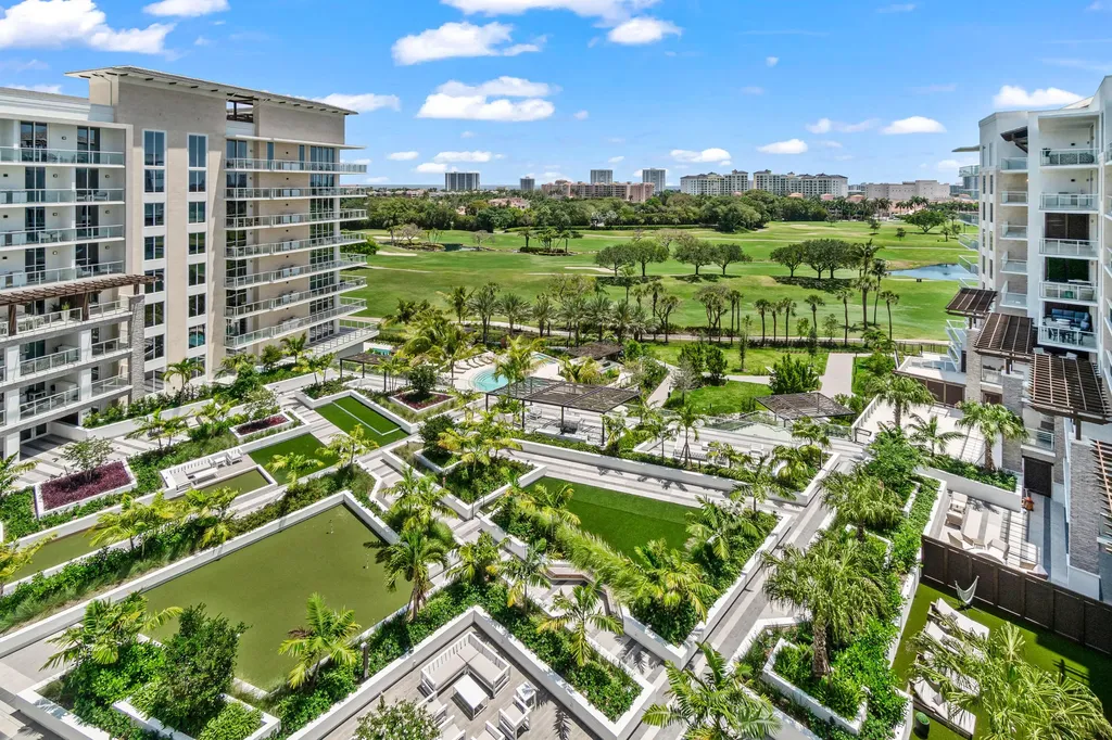 200 SE Mizner Boulevard Boca Raton FL 33432