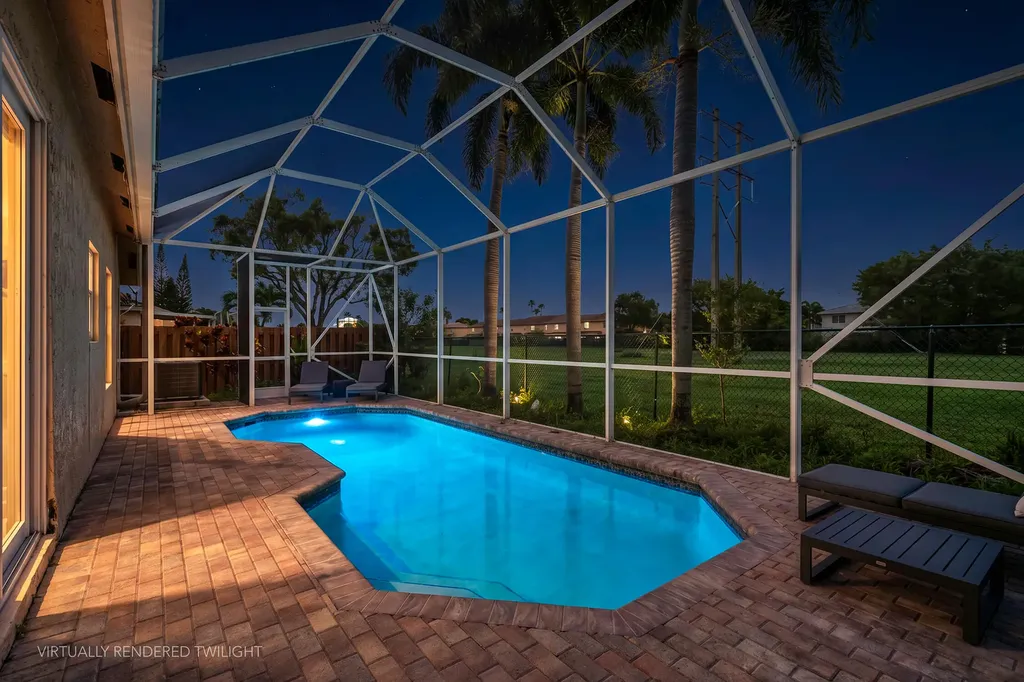 376 E Royal Cove Circle Davie FL 33325