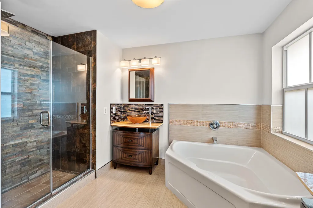 376 E Royal Cove Circle Davie FL 33325
