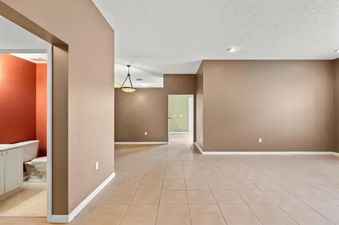376 E Royal Cove Circle Davie FL 33325