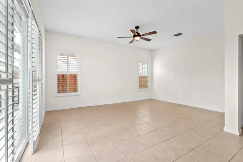 376 E Royal Cove Circle Davie FL 33325