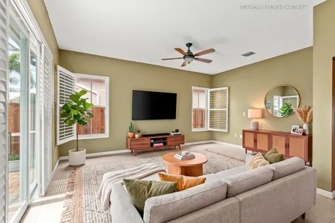 376 E Royal Cove Circle Davie FL 33325