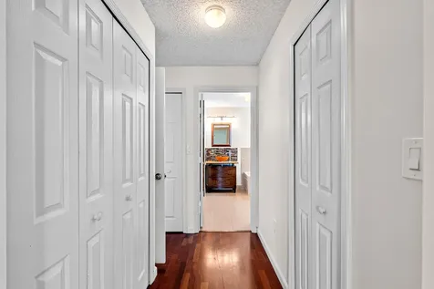 376 E Royal Cove Circle Davie FL 33325