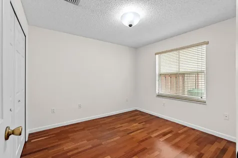 376 E Royal Cove Circle Davie FL 33325