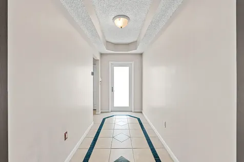 376 E Royal Cove Circle Davie FL 33325
