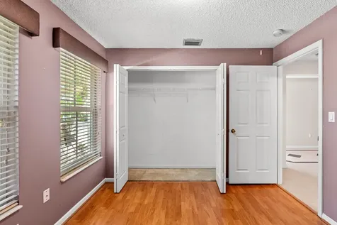 376 E Royal Cove Circle Davie FL 33325